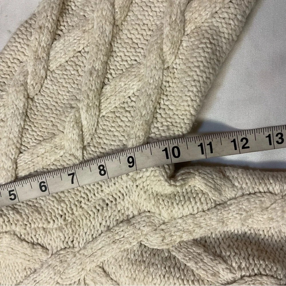 Abercrombie & Fitch Men’s Cable Knit Sweater Cream Talla L Merino Blend
